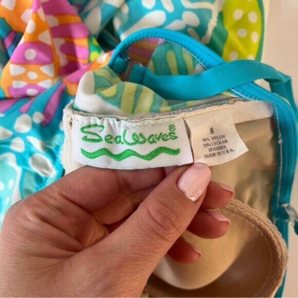 Vintage 90s Seawaves One Piece Swimsuit - Picture 9 of 9